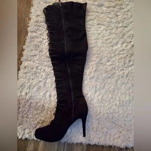 New in box/ NWT. Ami Bella black high heel suede boots. Women’s size 10 NWT